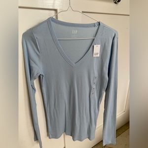 NWT Gap long sleeve favorite tee